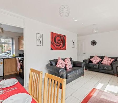 Self Catering Belfast Apartment מראה חיצוני תמונה