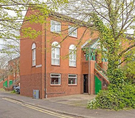 Self Catering Belfast Apartment מראה חיצוני תמונה